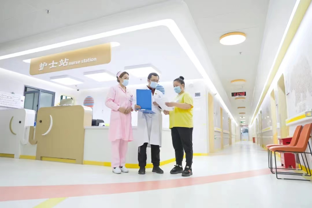 【致敬医师节】桂林市妇幼保健院专家风采展示：儿童康复科学科带头人粟愿学