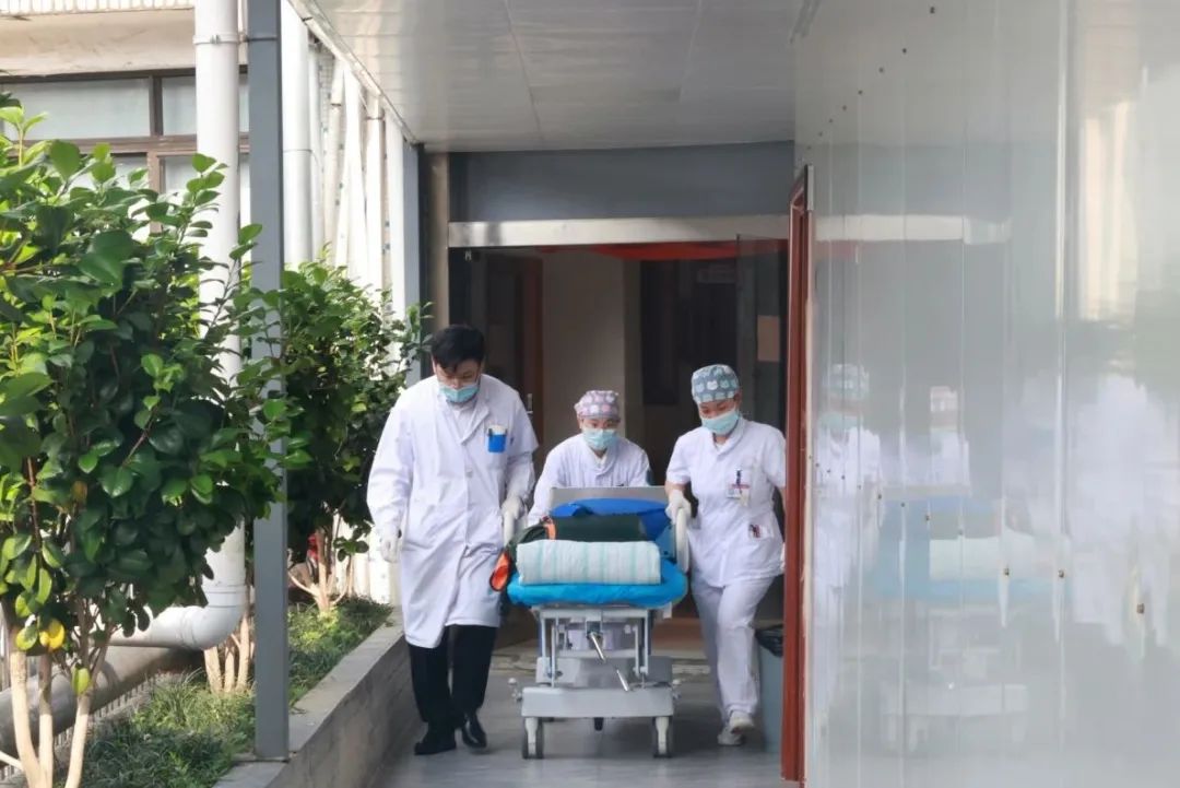 我院开展火灾人员受伤医疗救助应急演练
