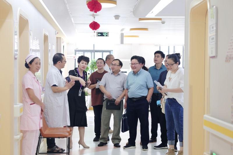 北海市县处级领导干部进修班调研工作组到我院考察调研