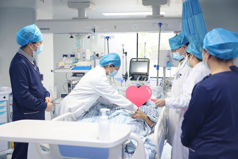 “宝宝不能没有妈妈！”市妇幼助力产后大出血、两次心跳骤停、多器官功能损害产妇的重获新生